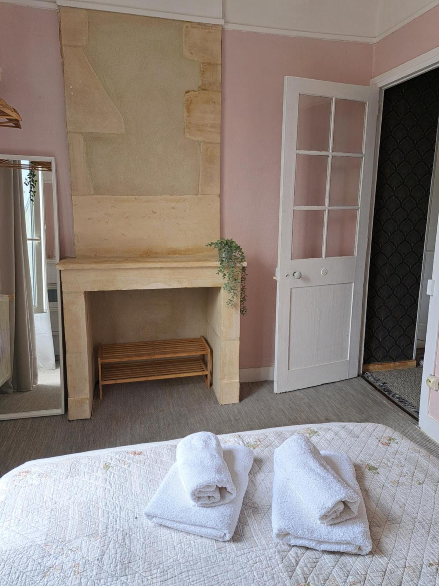 La Petite Bajocasse Villa Bayeux Exteriör bild